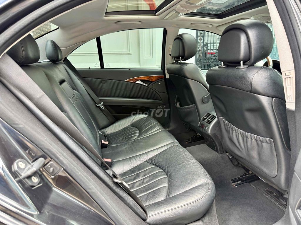 Mercedes Benz E280 date 2008 xe chuẩn đẹp zin. Mua bán Ô tô tại Quận Gò Vấp Tp Hồ Chí Minh được đăng bởi Kim Kim hình 10
