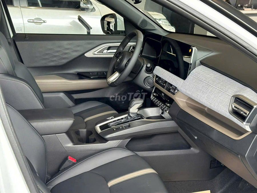 XFORCE TRẢ TRƯỚC CHƯA ĐẾN 100 TRIỆU NHẪN XE NGAY. Mua bán Ô tô tại Quận 1 Tp Hồ Chí Minh được đăng bởi Mitsubishi Trần Hưng Đạo hình 8