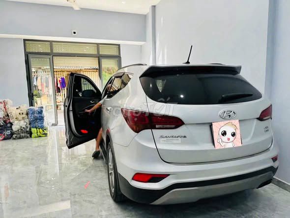 Hyundai SantaFe, 5 мест, серебристый