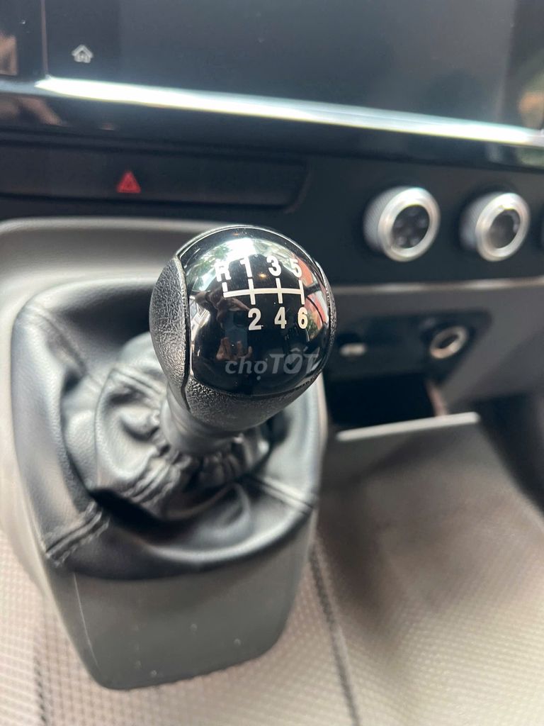 Ford Transit 2022 Van - 99000 km. Mua bán Ô tô tại Quận Gò Vấp Tp Hồ Chí Minh được đăng bởi Nguyễn Thị Tâm Đan hình 8