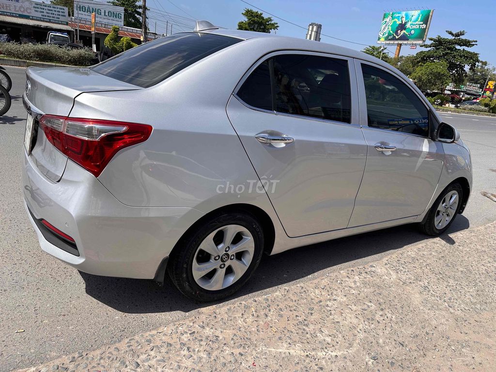 Hyundai Grand i10 2019 1.2 Full MT Bạc. Mua bán Ô tô tại Quận Cái Răng Cần Thơ được đăng bởi ÔTÔ PHÚC SƠN  TP CẦn Thơ  hình 4