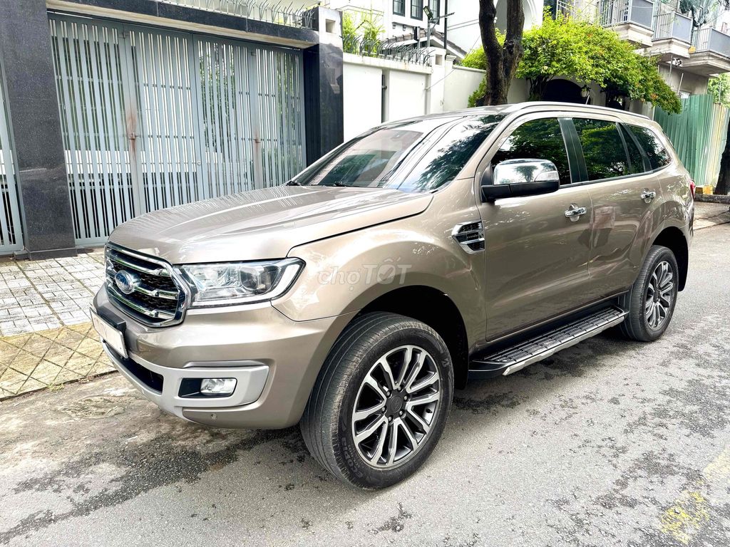 Ford Everest 1/2020 Titanium 4x2 AT - 122000 km. Mua bán Ô tô tại Quận Bình Tân Tp Hồ Chí Minh được đăng bởi A Đại hình 3