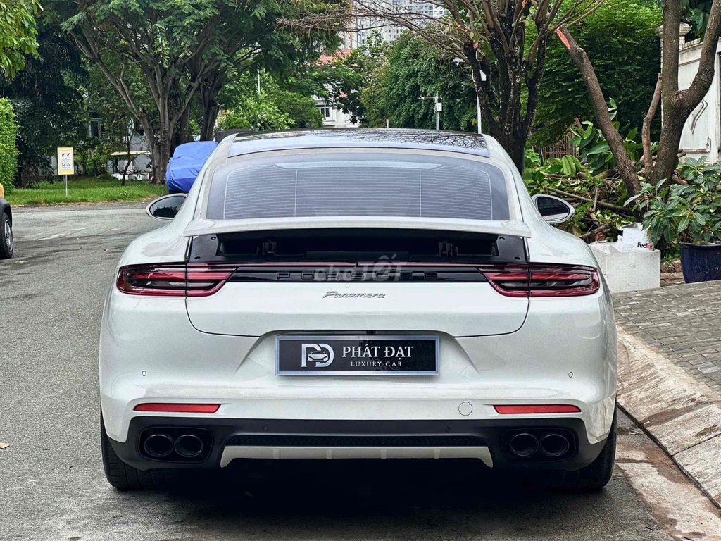 Porsche Panamera 2018 Trắng 55000 km. Mua bán Ô tô tại Quận 7 Tp Hồ Chí Minh được đăng bởi PHÁT ĐẠT LUXURY CAR hình 4