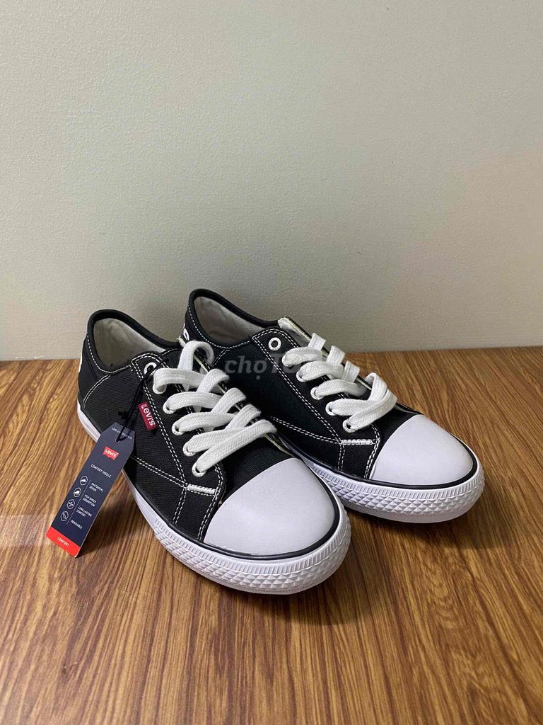 Giày nữ Levi's mới 100% size 37 Xách Tay USA