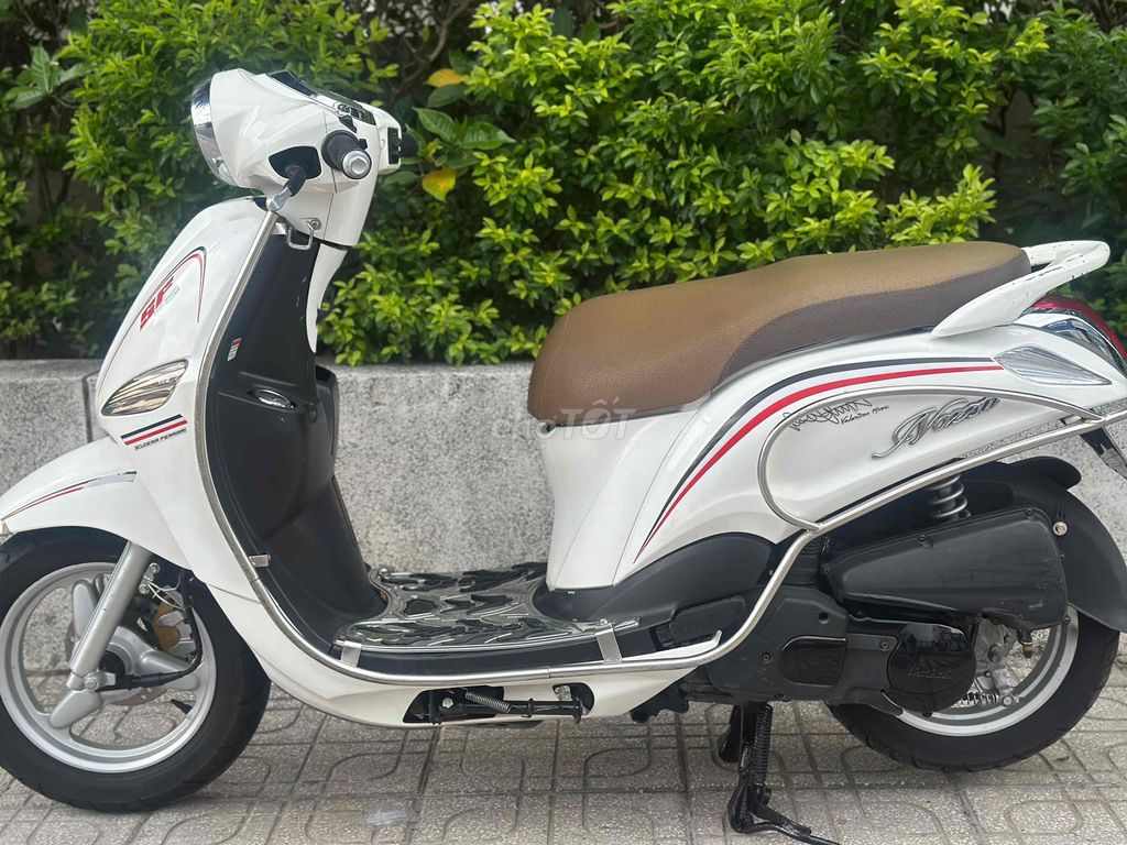 Yamaha Nozza Fi 2013 Trắng nâu zin nguyên mới 80%. Mua bán Xe máy tại Thành phố Thủ Đức Tp Hồ Chí Minh được đăng bởi Xe Máy Sơn Thủ Đức hình 4