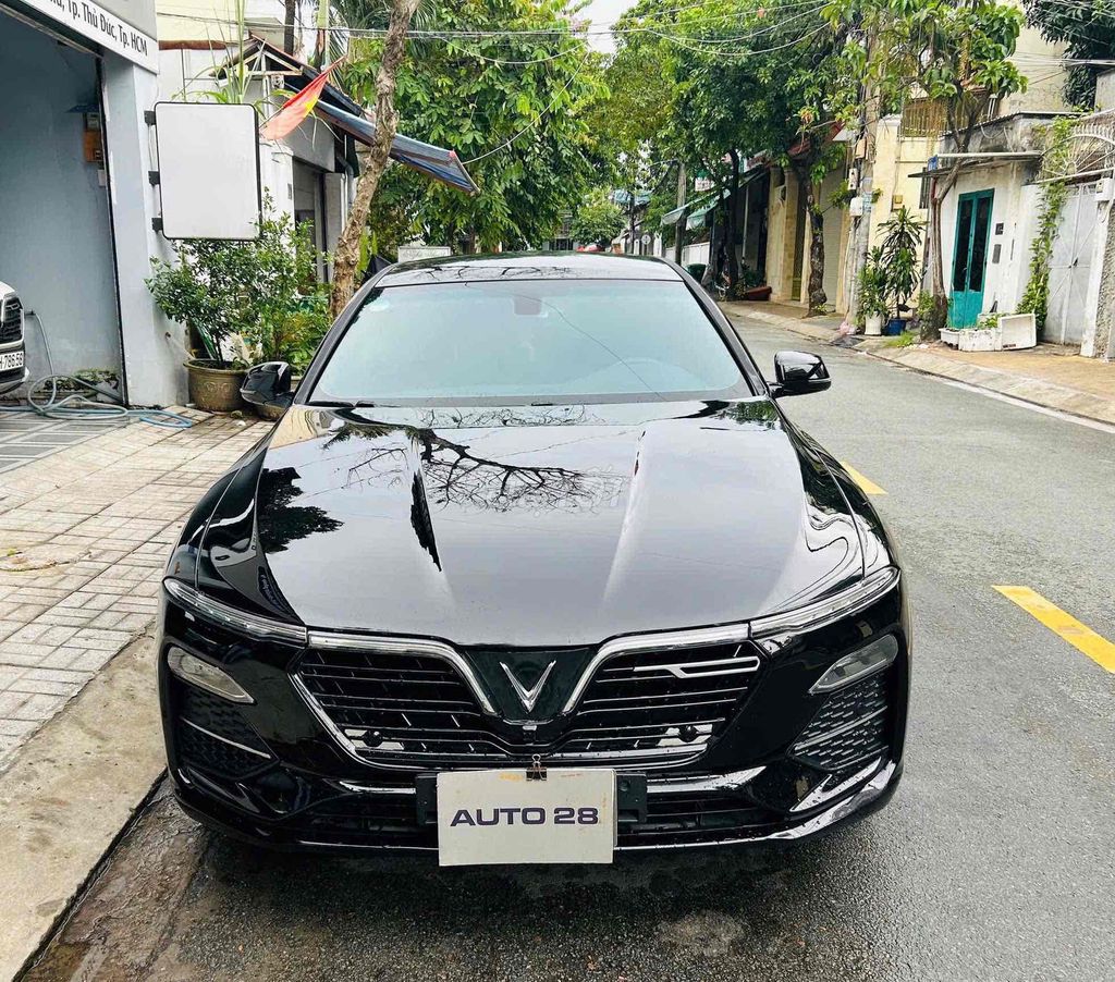 Vinfast Lux A 2021 photo 2