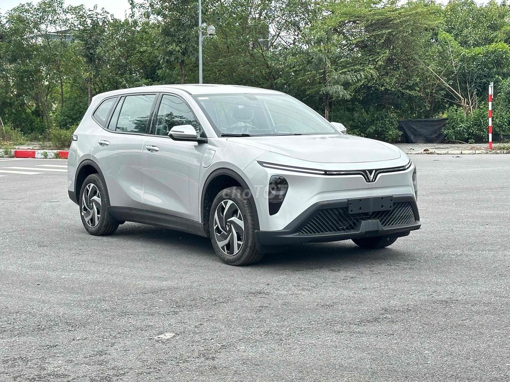 VinFast Limo Green Bạc. Mua bán Ô tô tại Quận Nam Từ Liêm Hà Nội được đăng bởi Trung Kiên hình 4