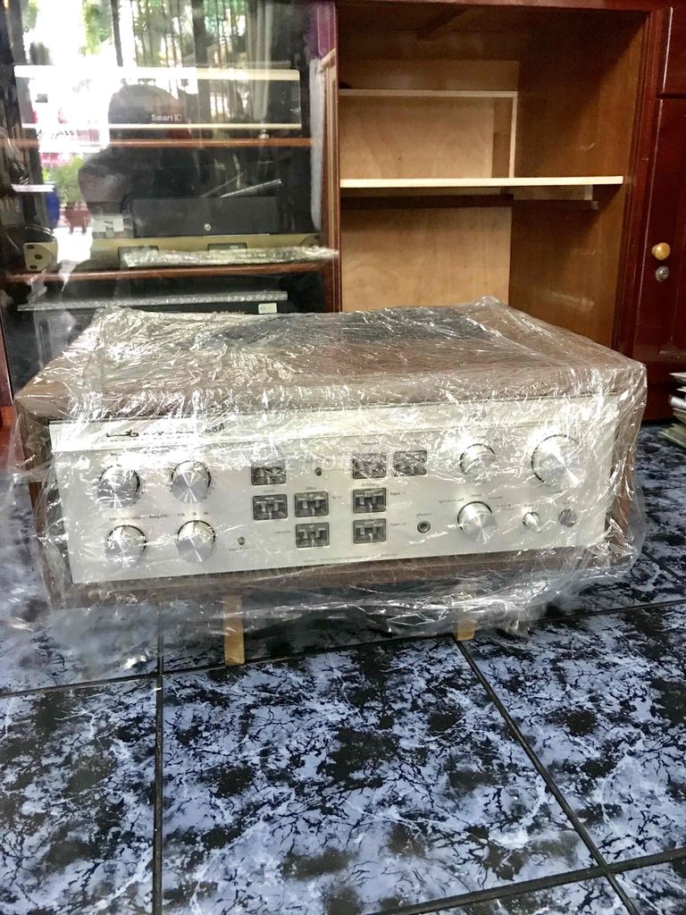 Cần bán ampli Luxman L-68a