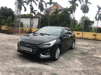 Hyundai Accent 2018 1.4 AT - 90000 km