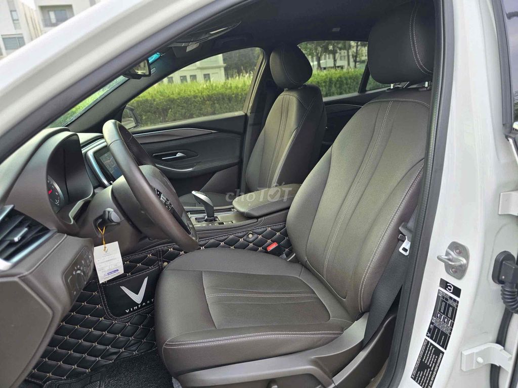VinFast Lux A2.0 2019 Plus 2.0 AT - 65000 km. Mua bán Ô tô tại Quận Thanh Xuân Hà Nội được đăng bởi Cường Auto 266 hình 11