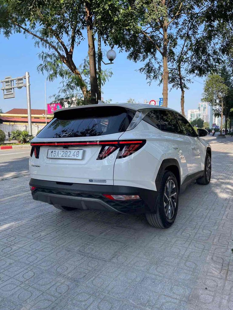 Hyundai Tucson 2022 2.0 đặc biệt 30000 km. Mua bán Ô tô tại Quận Nam Từ Liêm Hà Nội được đăng bởi Tạ Đình Nhường hình 5