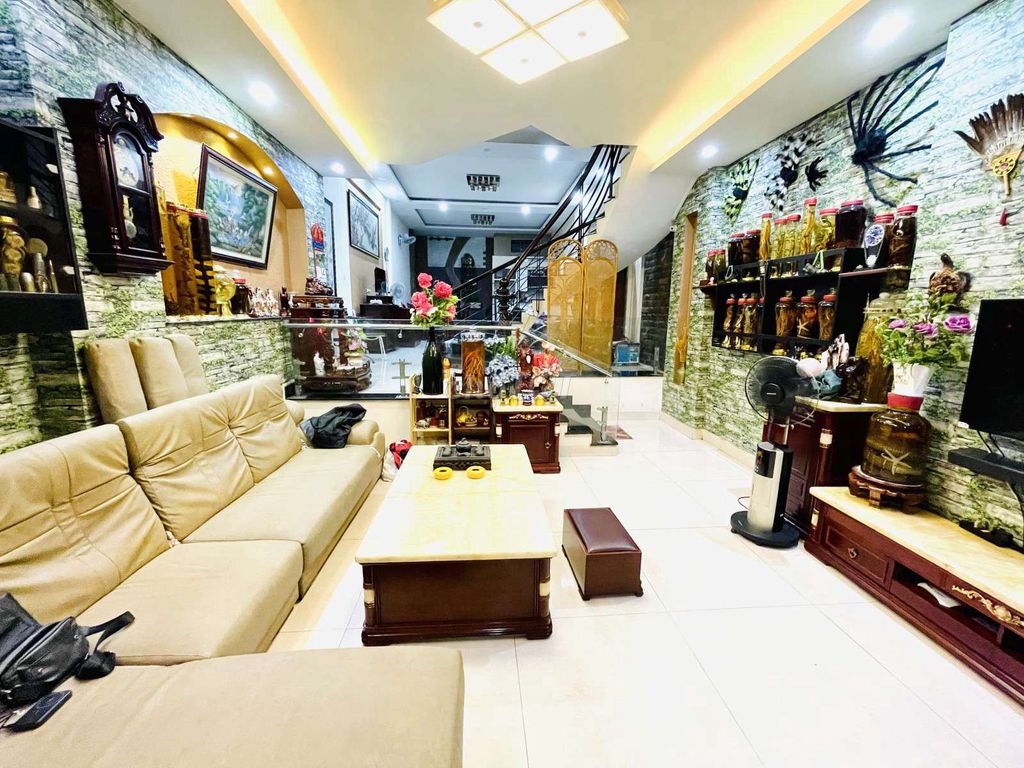 Bán nhà 5 TẦNG khu VIP D5 BÌNH THẠNH, 115M2 (5X23M), NỞ HẬU TÀI LỘC