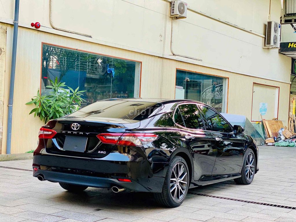 Camry 2022 2.5Q Nhập Thái Odo 2v Cực Mới Giá Tốt. Mua bán Ô tô tại Thành phố Dĩ An Bình Dương được đăng bởi Trương Công Lý hình 6