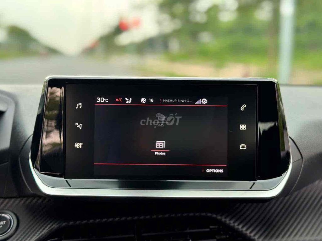 Peugeot 2008 2022 GT Line 1.2 AT - 48000 km. Mua bán Ô tô tại Quận Hoàng Mai Hà Nội được đăng bởi Sáng OTo Hn hình 9