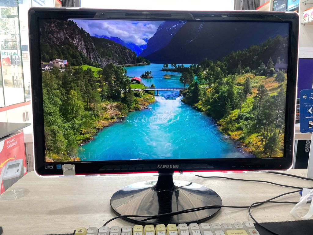 MÀN HÌNH SAMSUNG 23 INCH. Mua bán Phụ kiện (Màn hình, Chuột...) tại Quận Ninh Kiều Cần Thơ được đăng bởi Hoàng Phát Cần Thơ hình 1