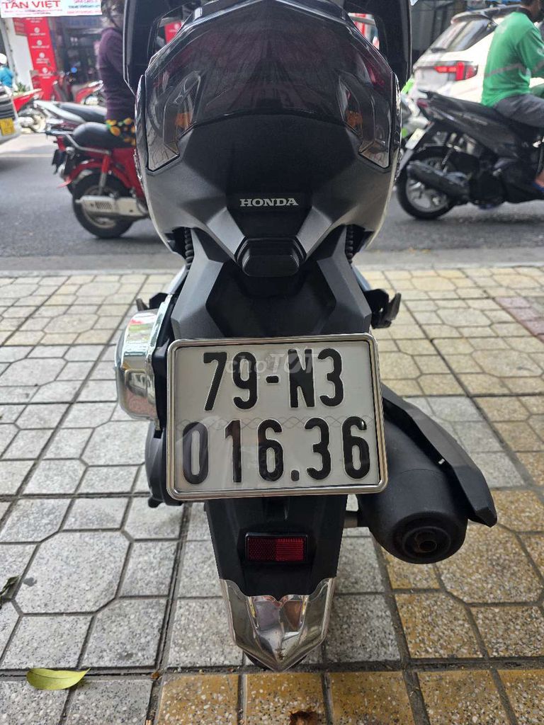 Honda Air Blade 150 ABS Đen 4.600km. Mua bán Xe máy tại Thành phố Nha Trang Khánh Hòa được đăng bởi Cầm đồ Thành Công hình 4