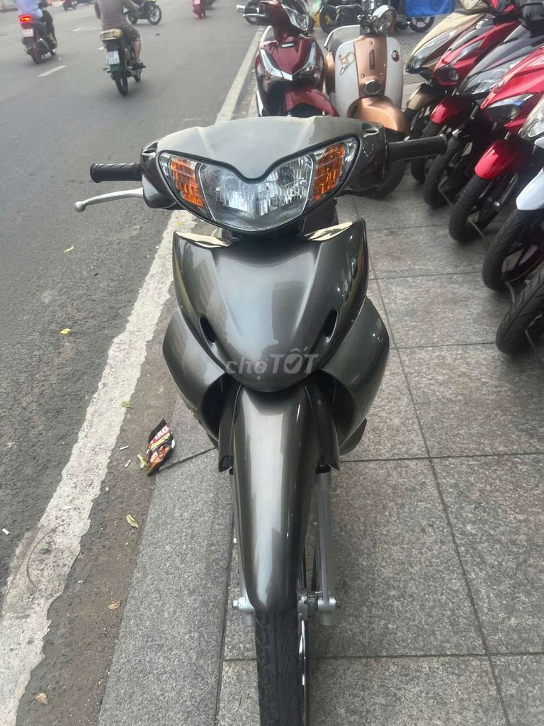 Honda future 2002 mới 90% biển số 62. Mua bán Xe máy tại Quận Tân Phú Tp Hồ Chí Minh được đăng bởi Tuanduy hình 3
