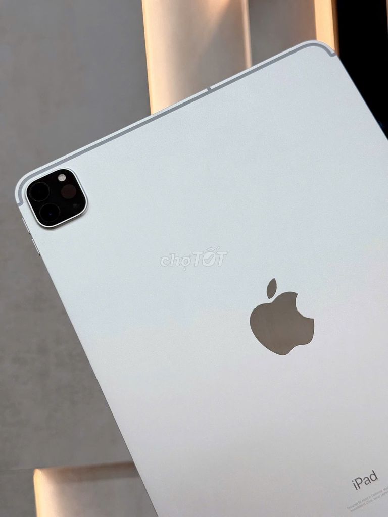 ✨ iPad Pro 2020 Silver 128GB 5G keng đẹp. Mua bán Máy tính bảng tại Quận Thanh Khê Đà Nẵng được đăng bởi Thiện Lê TShop 16 Lê Đình Lý hình 1