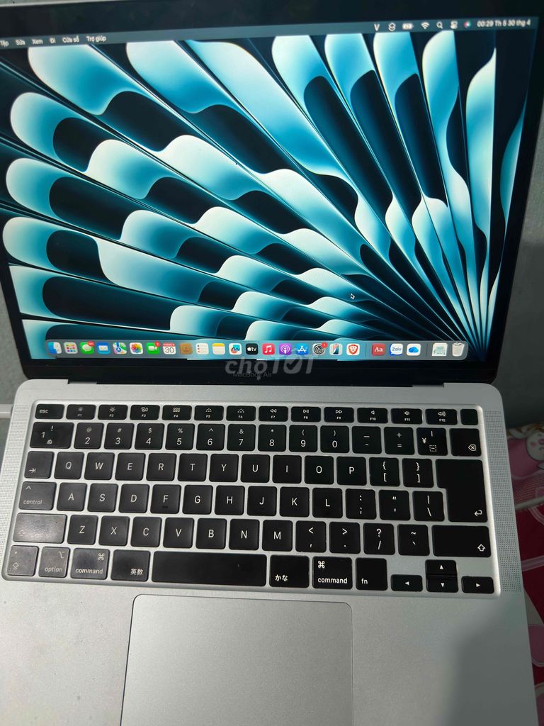 Apple MacBook Air i3 8GB/256GB 13.3 inch. Mua bán Laptop tại Quận Ngũ Hành Sơn Đà Nẵng được đăng bởi nguyễn hữu chiến thắng hình 1