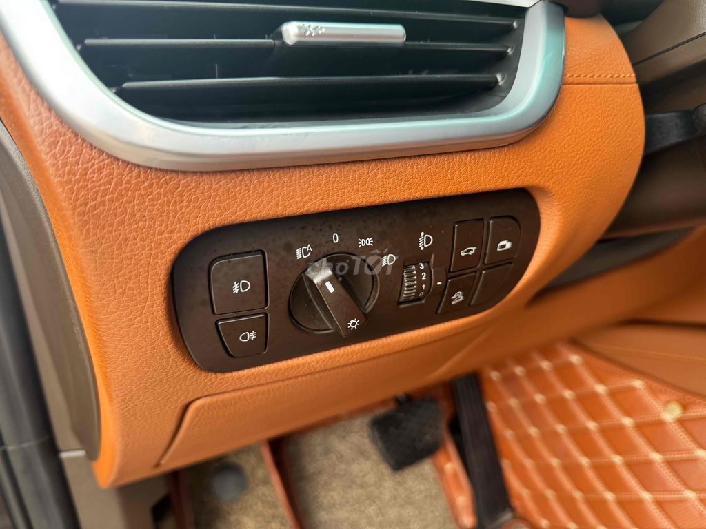 ⭐️ VinFast Lux SA2.0 2019 Premium - 78000 km. Mua bán Ô tô tại Quận Cẩm Lệ Đà Nẵng được đăng bởi Huy Vân Hưng Auto Đà Nẵng hình 12