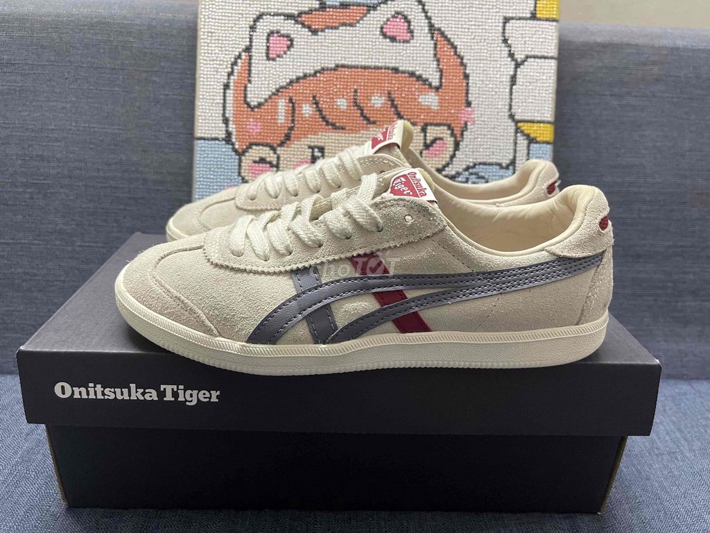 Giày Onitsuka Tiger Tokuten