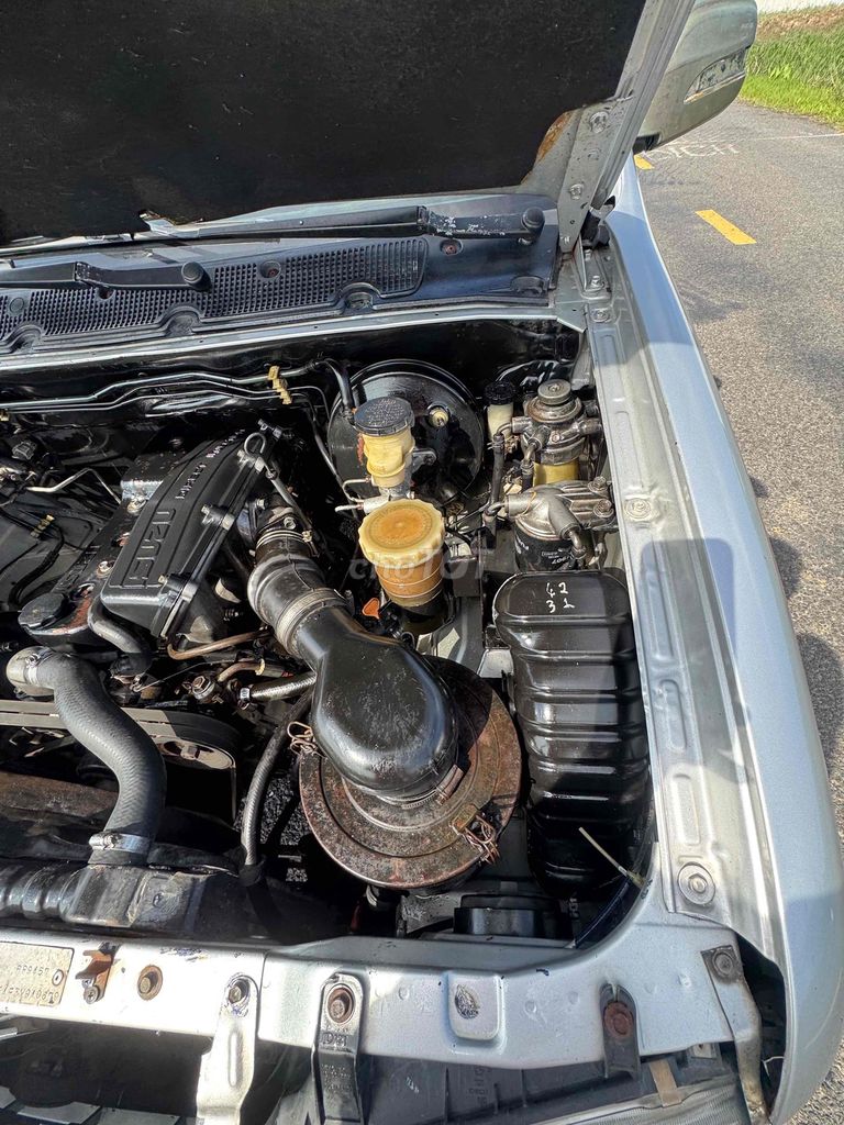 Isuzu Hilander 2003 photo 5