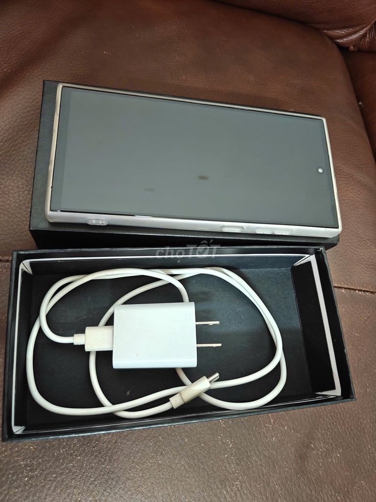 Samsung S24 Ultra 1024Gb Đen Trung Quốc Like New. Mua bán Điện thoại tại Thành phố Pleiku Gia Lai được đăng bởi KIẾN hình 1