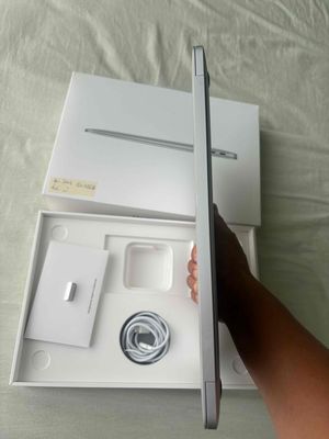 MacBook Air 2018 i5 13 inch 8GB/256GB fullbox