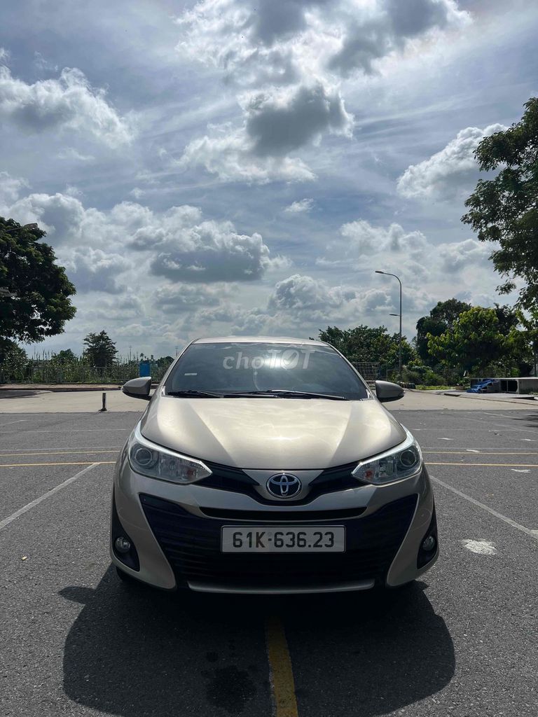 Автоматический золотой песок Toyota Vios E 2018