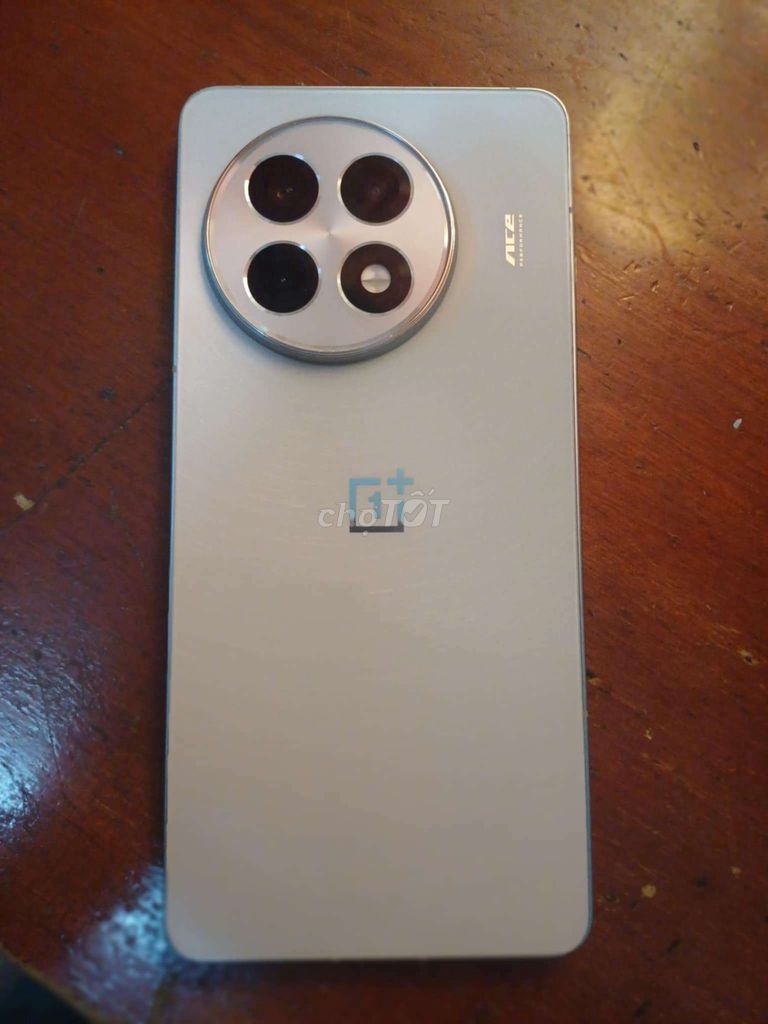 Oneplus ace 5 đã unlock mới sử dụng 3 tháng. Mua bán Điện thoại tại Quận Hà Đông Hà Nội được đăng bởi Dũng Đỗ hình 1