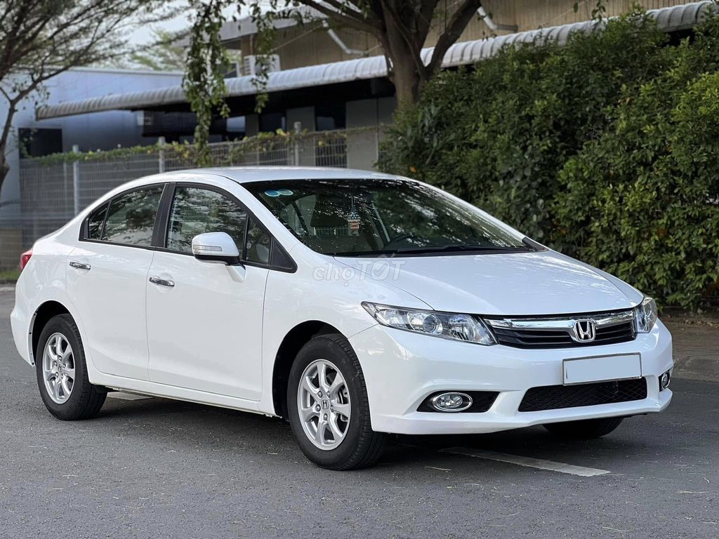 Honda Civic 1.8AT 2014 màu trắng. Mua bán Ô tô tại Quận 12 Tp Hồ Chí Minh được đăng bởi Quang hình 12
