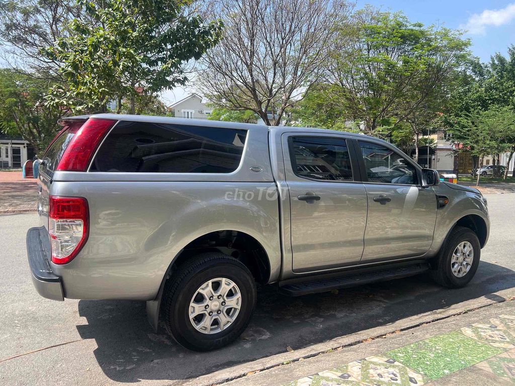 Ford Ranger XLS 2017 2.2 Bạc 110.000 km. Mua bán Ô tô tại Huyện Hóc Môn Tp Hồ Chí Minh được đăng bởi Trần Văn Đoan hình 5