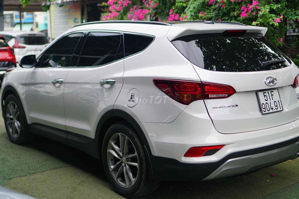 Hyundai Santa Fe 2016 2.2 AT 4WD - 90000 km. Mua bán Ô tô tại Quận Bình Tân Tp Hồ Chí Minh được đăng bởi Long  hình 3