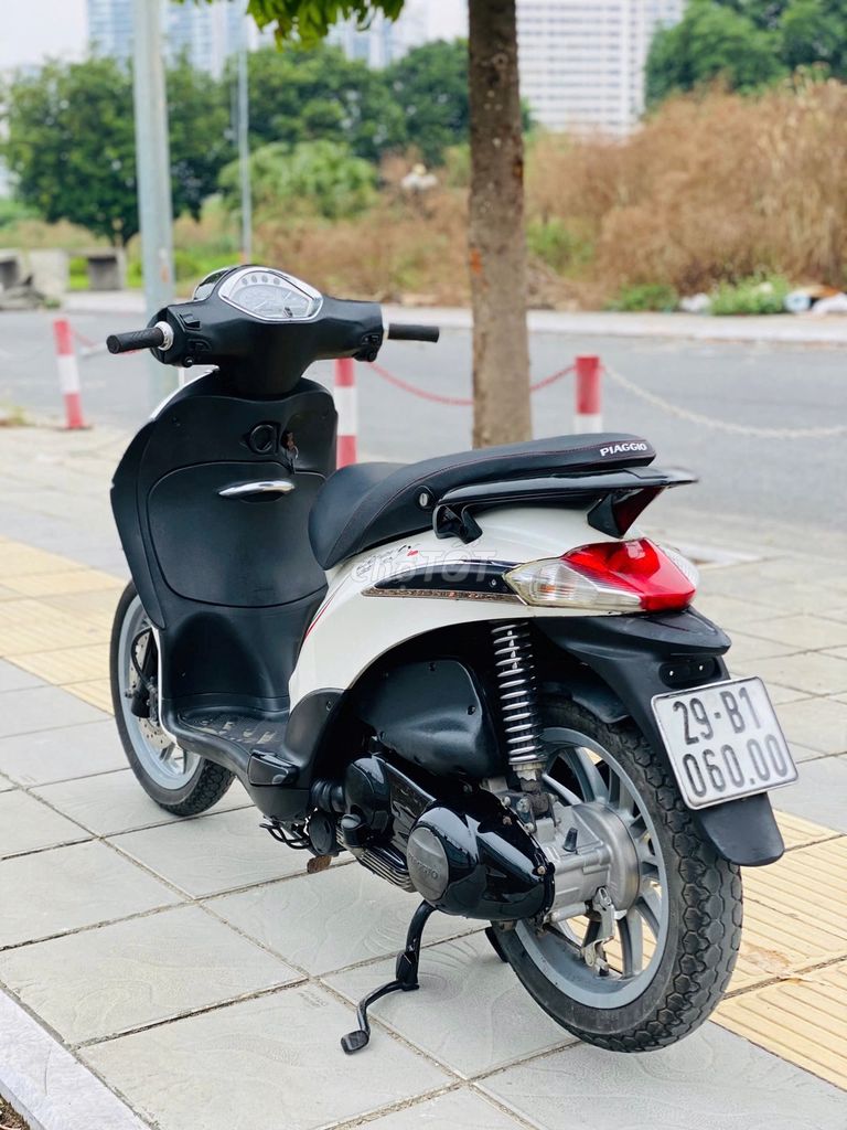 PIAGGIO LIBERTY 125 Fi BIỂN HÀ NỘI ĐẸP CHÍNH CHỦ. Mua bán Xe máy tại Quận Nam Từ Liêm Hà Nội được đăng bởi Thanh Tuyền hình 2