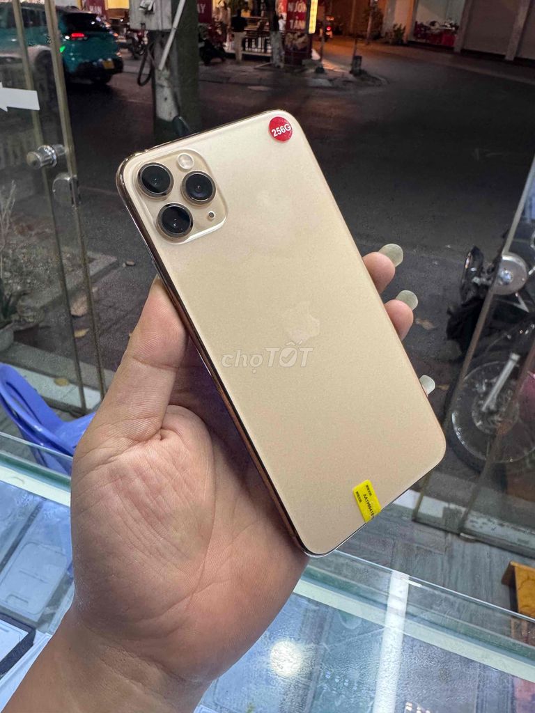 iPhone 11 Pro Max 256GB Đủ màu. Mua bán Điện thoại tại Thành phố Dĩ An Bình Dương được đăng bởi Đức Trung Mobile  hình 1