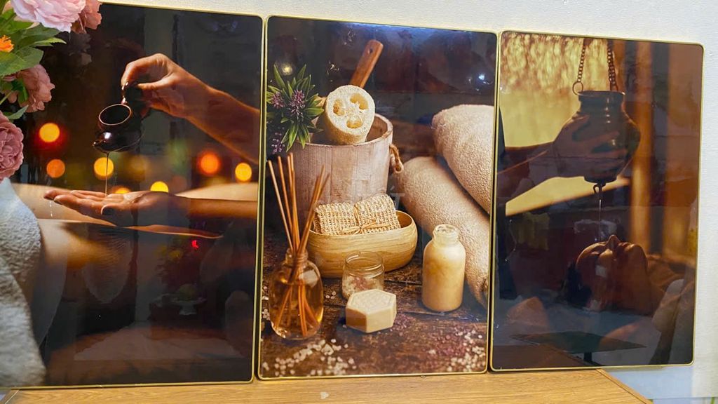 Thanh lý tranh tráng gương trang trí tiệm spa