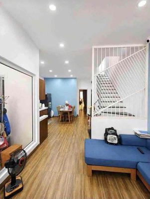Аренда · 3 комн. · 100 м² · Quận Cẩm Lệ, ул. Đường Nguyễn Sắc Kim