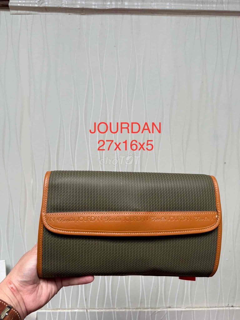 clutch cầm tay kẹp nách hiệu JOURDAN