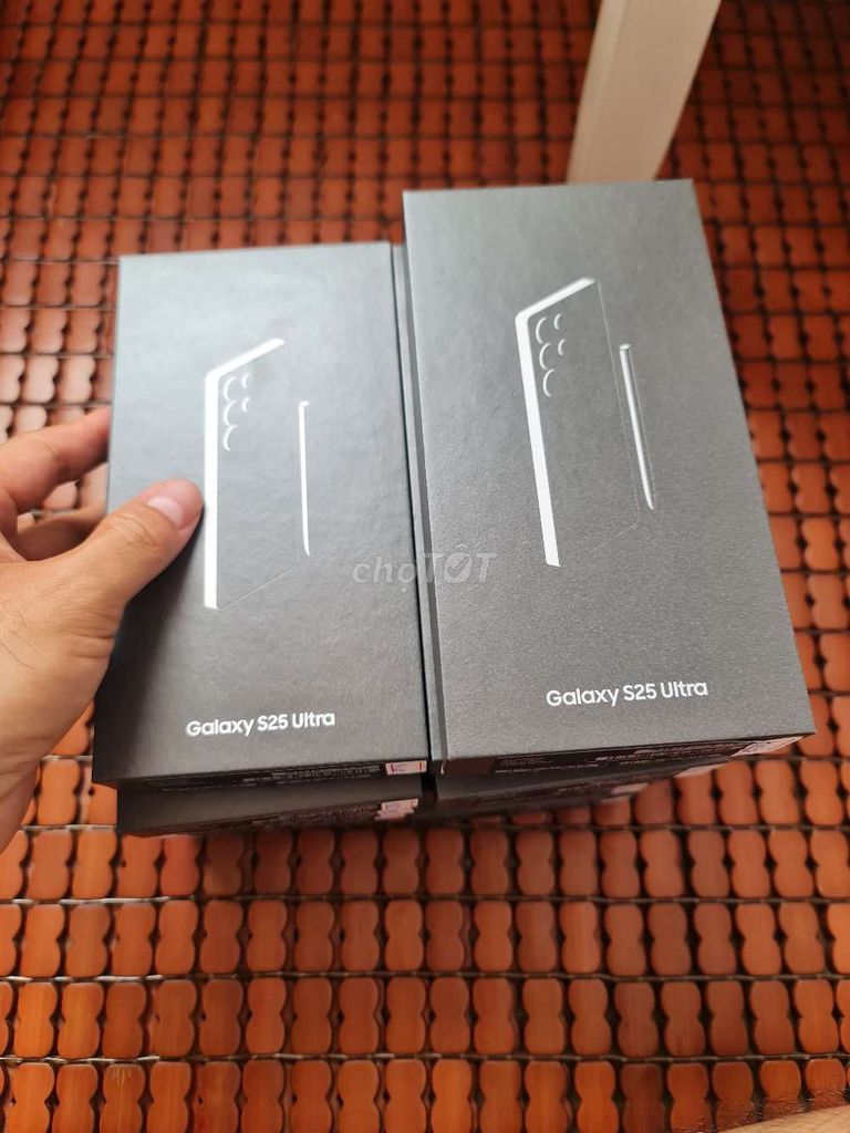Samsung Galaxy S25 Ultra 5G 256/512GB Mới. Mua bán Điện thoại tại Quận Tân Bình Tp Hồ Chí Minh được đăng bởi Sơn hình 1