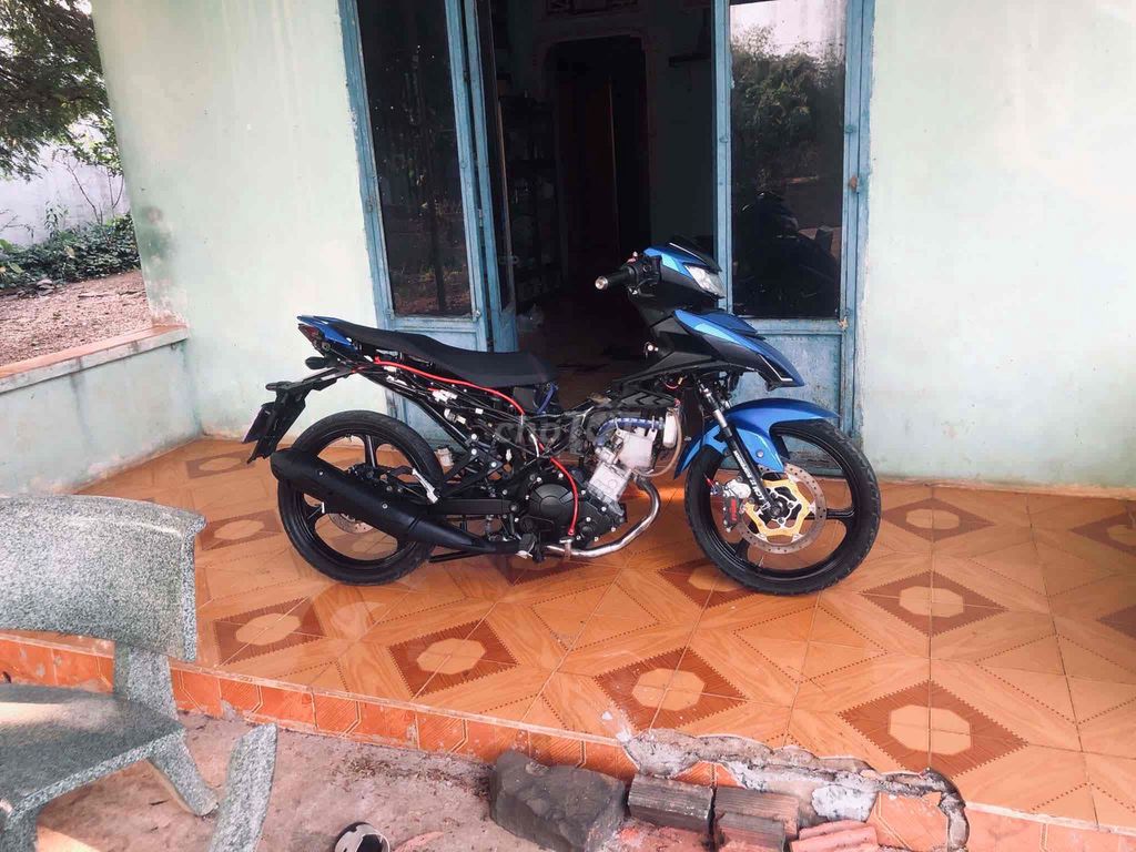 Yamaha Exciter 150 черно-синий