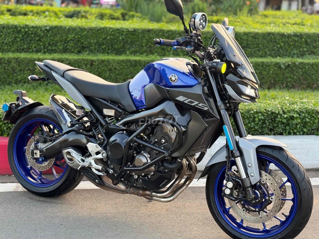 MT-09 odo 5000km siêu mới 1 chủ mua thùng. Mua bán Xe máy tại Quận Bình Thạnh Tp Hồ Chí Minh được đăng bởi Nguyễn Khải Nguyên hình 5
