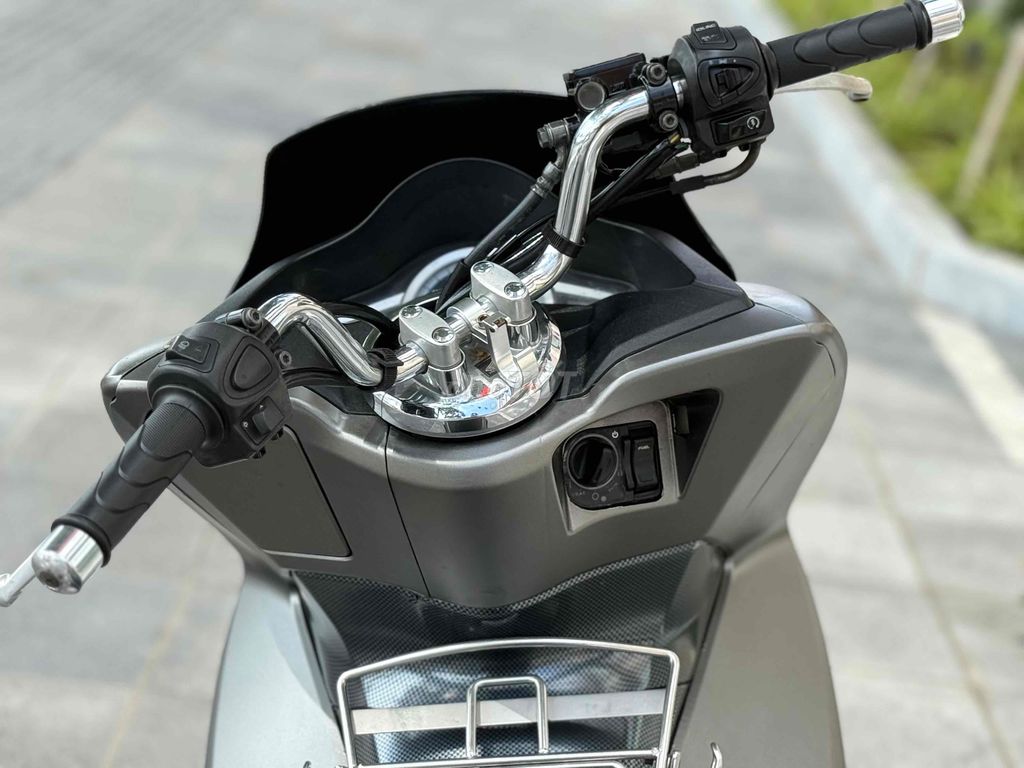 Pcx smartkey Nguyên bản máy chắc nịch 29D2. Mua bán Xe máy tại Quận Ba Đình Hà Nội được đăng bởi Xe Máy Nam Thi hình 4