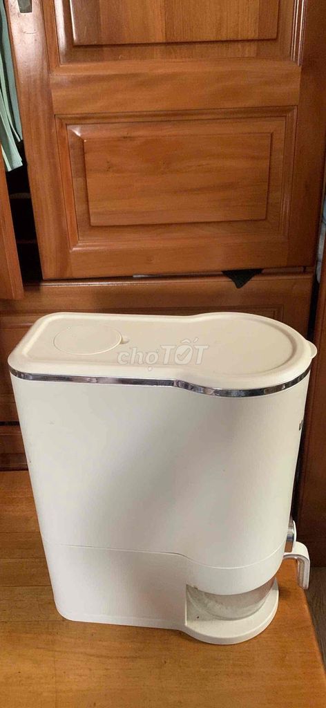 Thùng đựng gạo UFORU Trắng. Mua bán Dụng cụ nhà bếp tại Quận Phú Nhuận Tp Hồ Chí Minh được đăng bởi Trang Lê hình 1