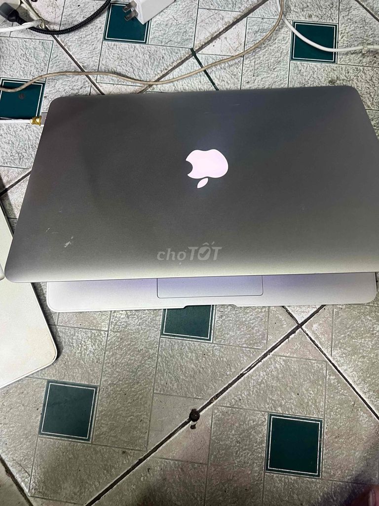 Apple MacBook Air 2017 8GB/256GB Xám. Mua bán Laptop tại Quận Tân Phú Tp Hồ Chí Minh được đăng bởi tientran hình 1