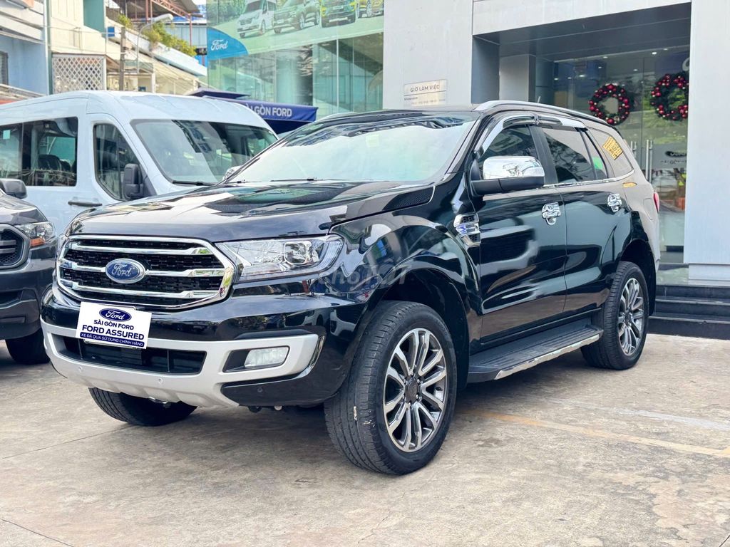 FORD EVEREST 2020 TITANIUM 4X4 SIÊU LƯỚT. Mua bán Ô tô tại Quận 3 Tp Hồ Chí Minh được đăng bởi Duy Vỹ hình 2