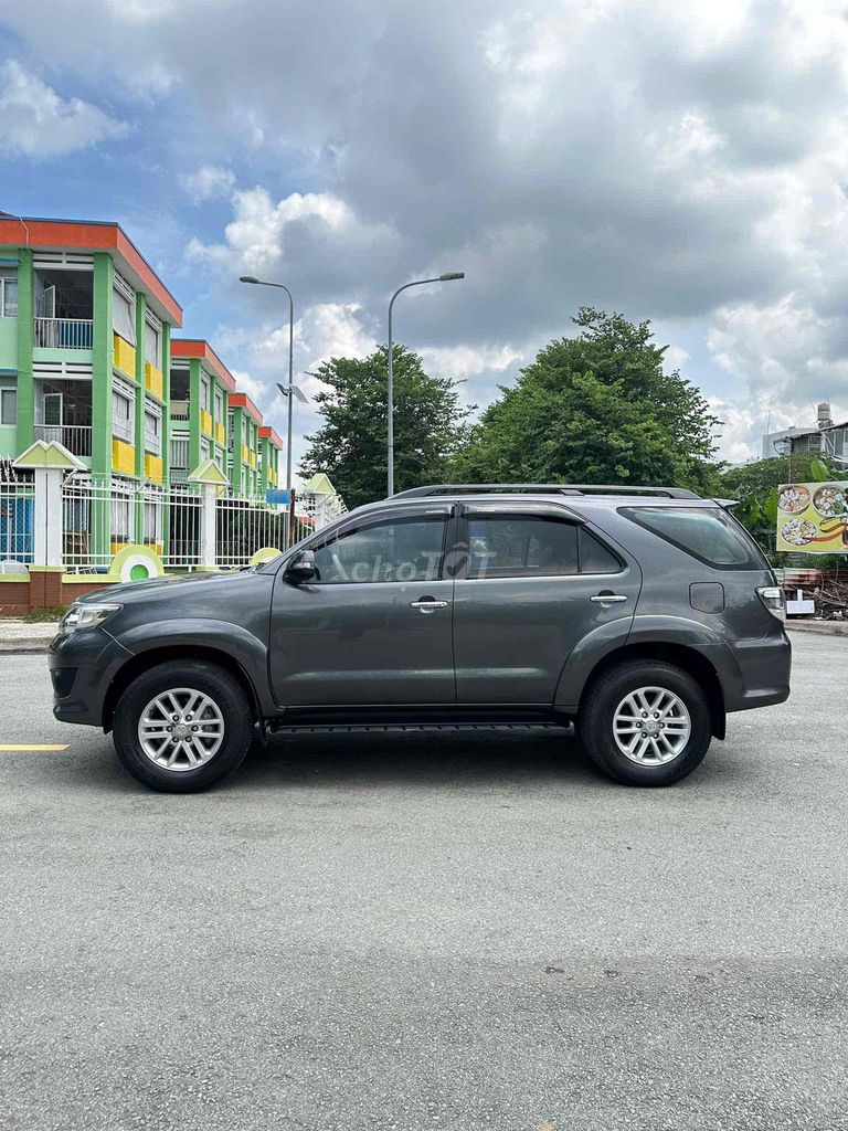 Toyota Fortuner 2015 2.7V 4x2 AT -. Mua bán Ô tô tại Quận 1 Tp Hồ Chí Minh được đăng bởi AUTO 380 hình 4