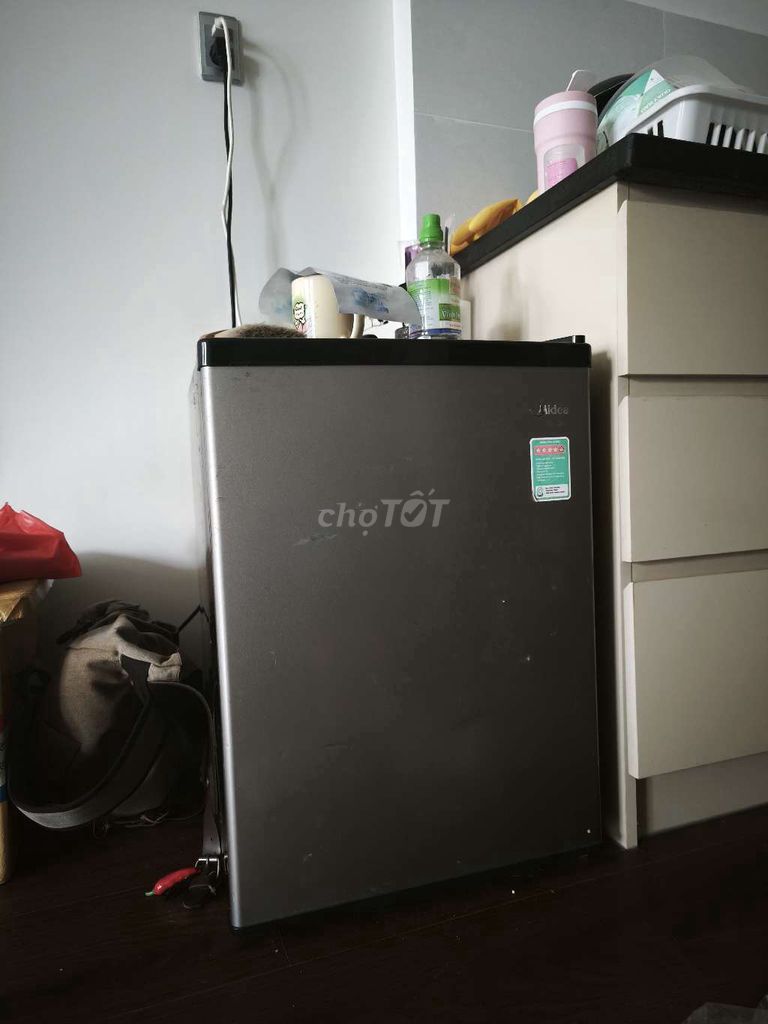 Tủ lạnh mini Midea 90L Xám. Mua bán Tủ lạnh tại Huyện Bến Lức Long An được đăng bởi Phước Thiên hình 1