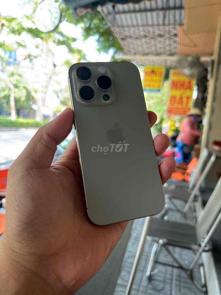 iPhone 16 Pro 256GB Việt Nam. Mua bán Điện thoại tại Quận Tân Phú Tp Hồ Chí Minh được đăng bởi Cellphone Car hình 1