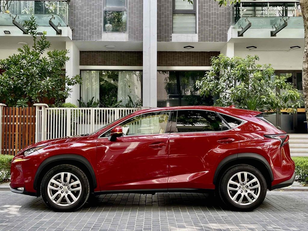 Lexus NX200T 2016 Màu Đỏ - 95000 km. Mua bán Ô tô tại Quận Thanh Xuân Hà Nội được đăng bởi Trần Trí Cường hình 8