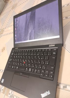 Lenovo ThinkPad Core i3 thế hệ 8130U/ 8Gb 128Gb